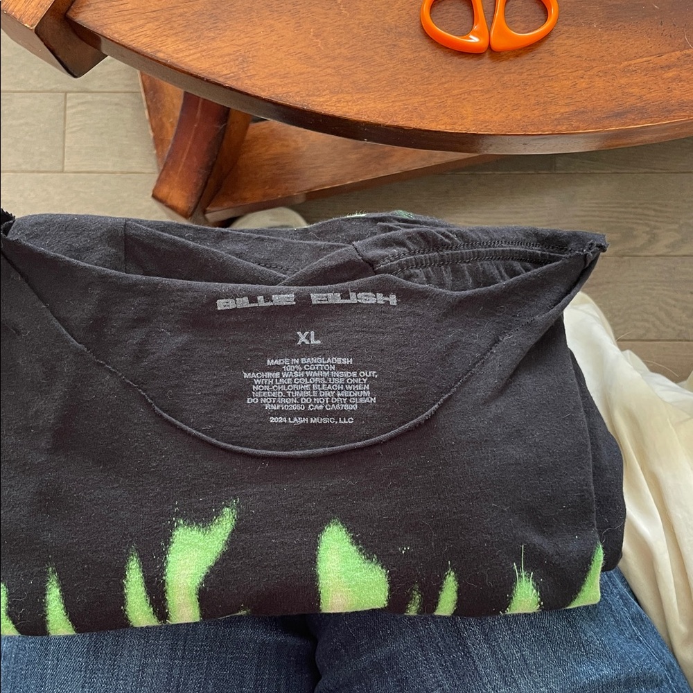 Billie Eilish Official Black Graphic T-Shirt Oversized XL - Picture 12 of 14